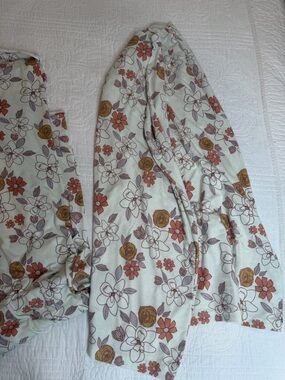 Copper Pearl   Nursing Car Seat Cover 5 in 1 & Swaddle Floral Newborn Boho Chic